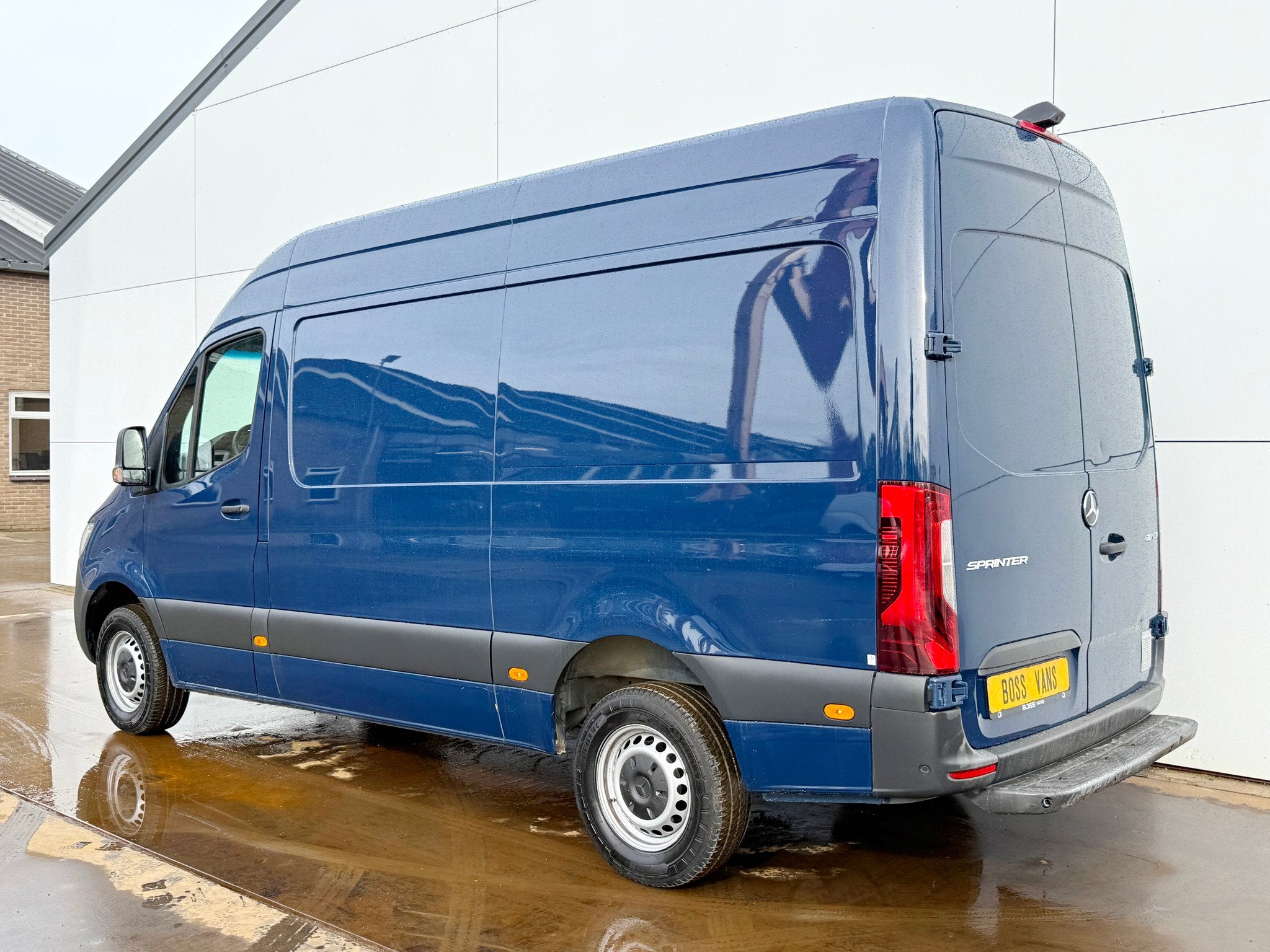 Mercedes-Benz Sprinter 317 1.9 CDI L2H2 LED 10 Inch MBUX Sch, Auto's, Achterwielaandrijving, Gebruikt, Euro 6, 4 cilinders