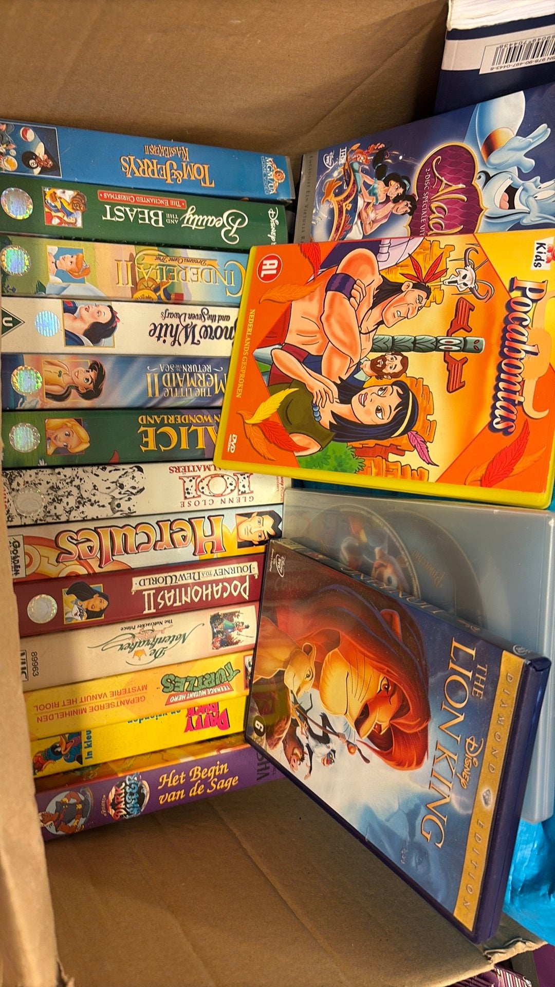 Gratis - Lot videobanden en CD’s, Extras, Dessin animé, Tous les âges, Enlèvement