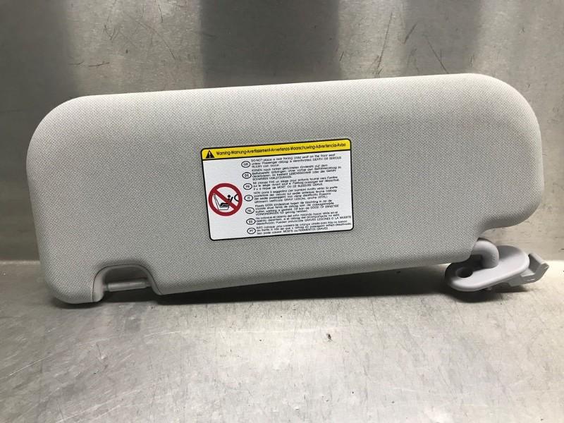 ZONNEKLEP Hyundai i30 (GDHB5) (01-2011/12-2016), Gebruikt, Dhr. M. Roggen, Marinus@Japoto.nl, Stadsweg 37 37
9917 PV  WIRDUM GR., NL
