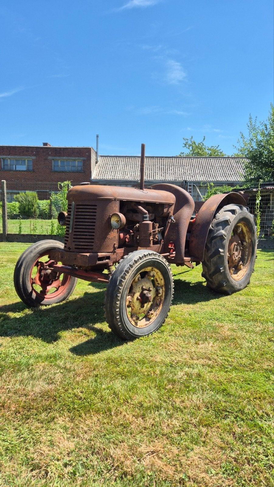 2 x David Brown Cropmaster, Zakelijke goederen, Landbouw | Tractoren, Overige merken, tot 80 Pk, Oldtimer, Ophalen