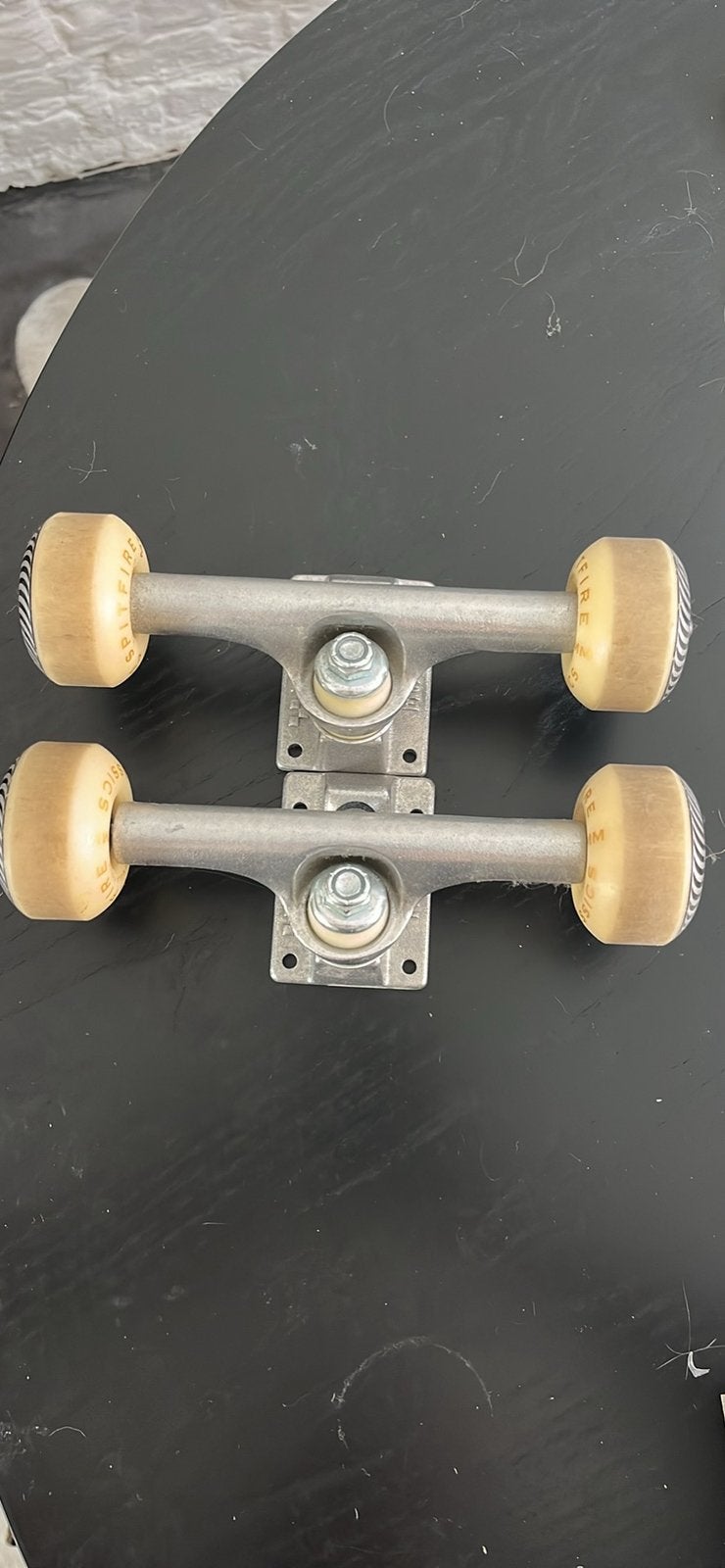 Trucks en wielen, Ophalen, Zo goed als nieuw, Skateboard