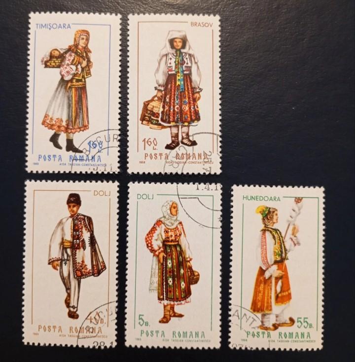 Lot of 5 CTO stamps from Romania - suits, Postzegels en Munten, Postzegels | Suriname, Verzenden