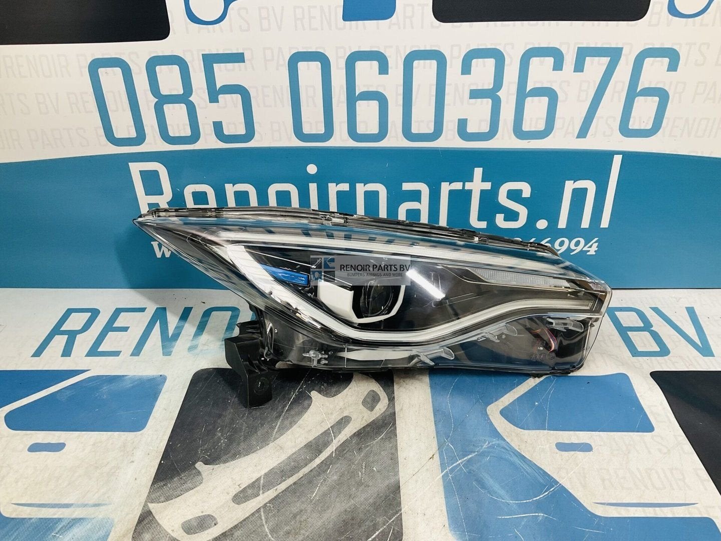 Koplamp Renault Zoe Led Pure Vision 260102384R Rechts 2-D7-5, -, Utilisé, -, Enlèvement ou Envoi
