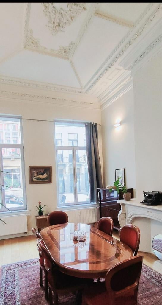 Eetkamer, Ophalen