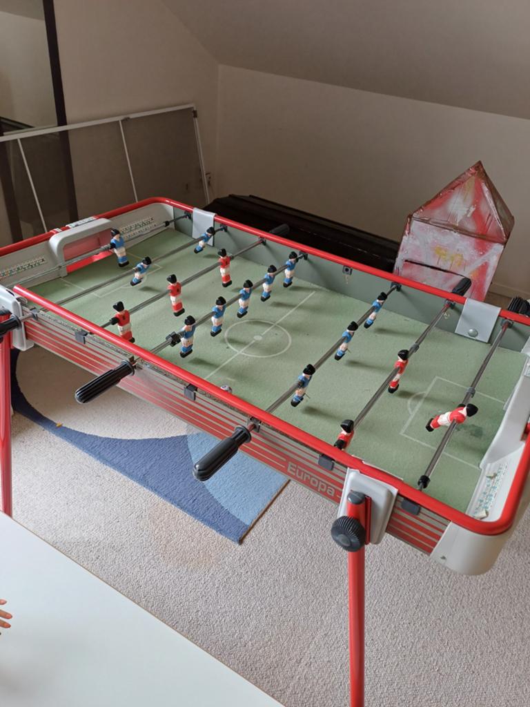 tafelvoetbal, Ophalen