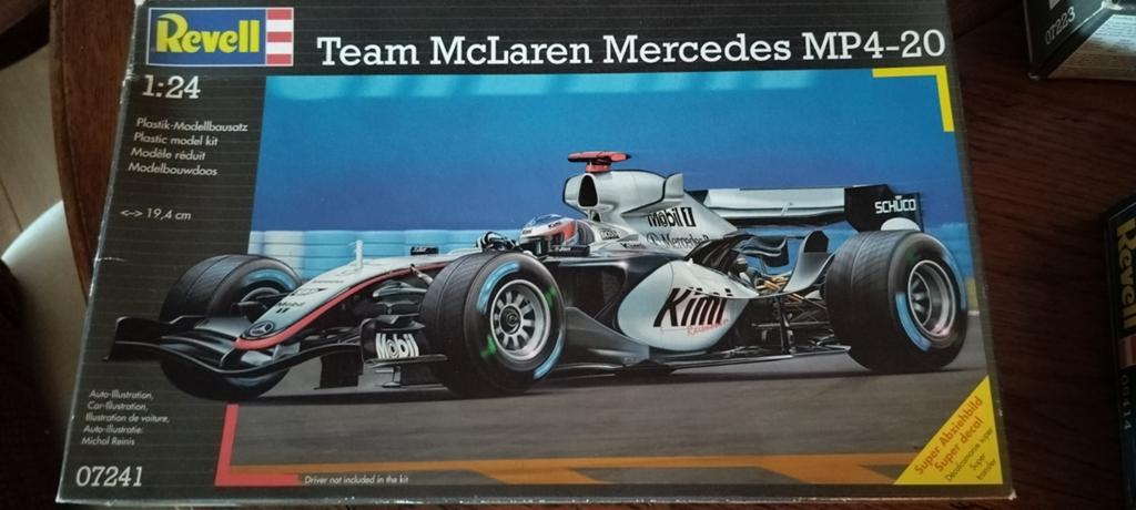 Modelbouw F1 en schepen. 5 euro per doos. Nieuw. Gn koerier., Hobby en Vrije tijd, Modelauto's | 1:24, Ophalen, Nieuw