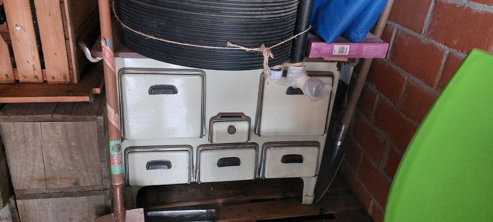 oude cuisinière, Enlèvement