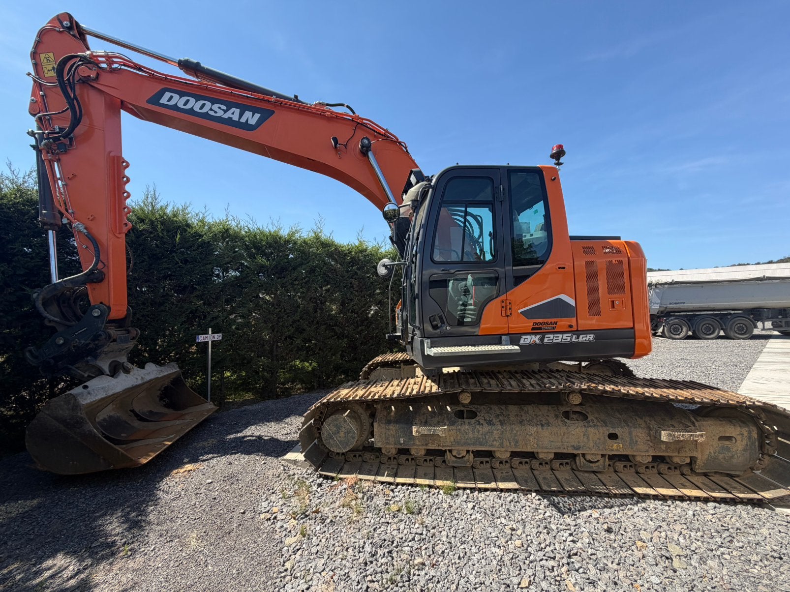 Grue Doosan DX235, Enlèvement, Grue
