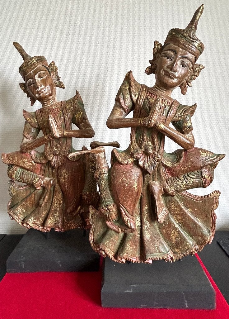 Paire de danseuses birmanes polychromes en Bois, 53 cm, Bois, Peint, Sculpture sur bois