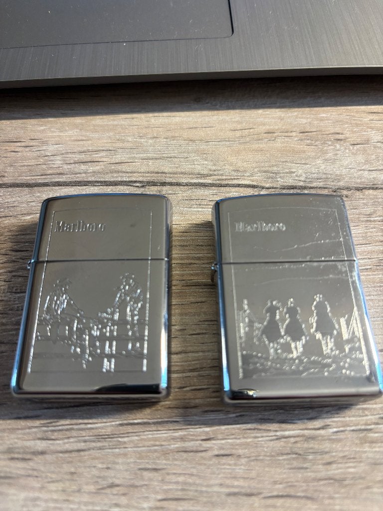 2 anciens Zippo marlboro neus, Collections, Enlèvement, Neuf, Briquet