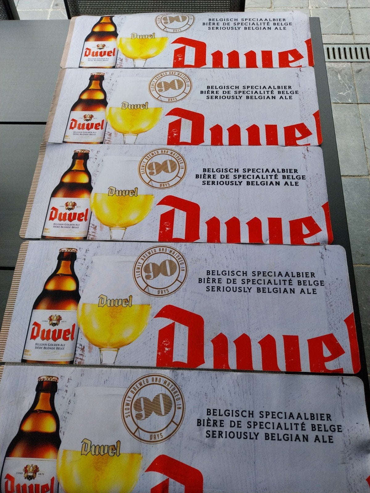 5 duvel toogmatten, Ophalen