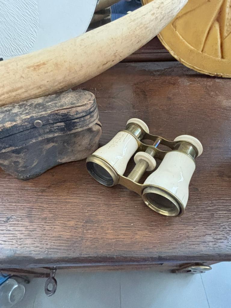 19de eeuwse verrekijker met etui., Ophalen
