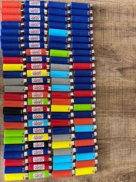 bic aanstekers J26 (grote) 100 stuks, Neuf, BIC, Enlèvement ou Envoi, 12 boulevard Victor Hugo, 92611 Clichy Cedex, France