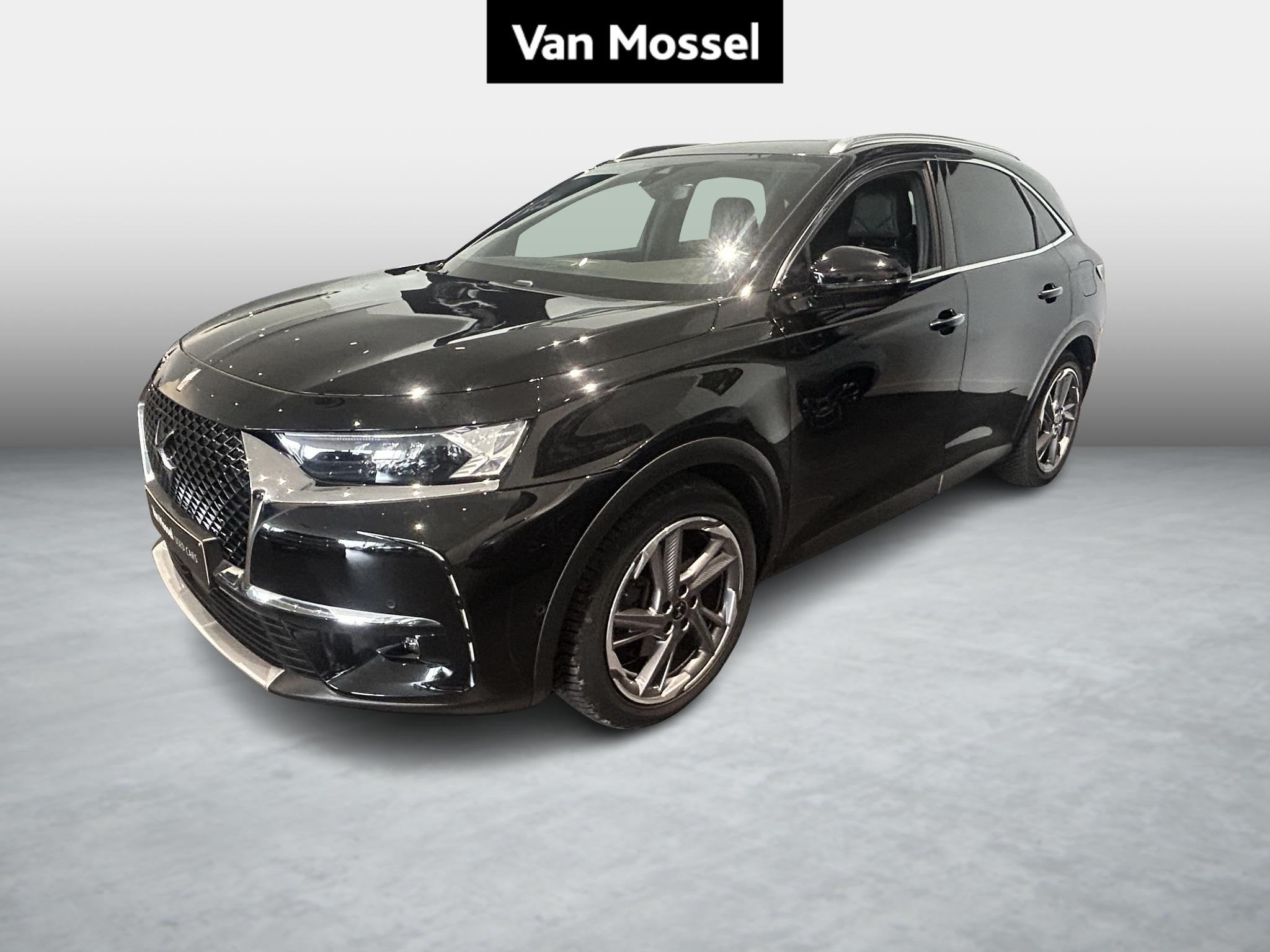 DS DS 7 Crossback 1.6 PureTech 180 Automatic Chic, Stof, 4 cilinders, 1600 cc, 5 zetels