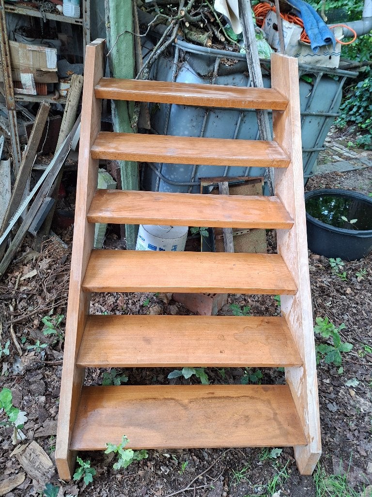 kleine trap beuk, Doe-het-zelf en Bouw, Ladders en Trappen, Ophalen, Zo goed als nieuw, Trap, Minder dan 2 meter