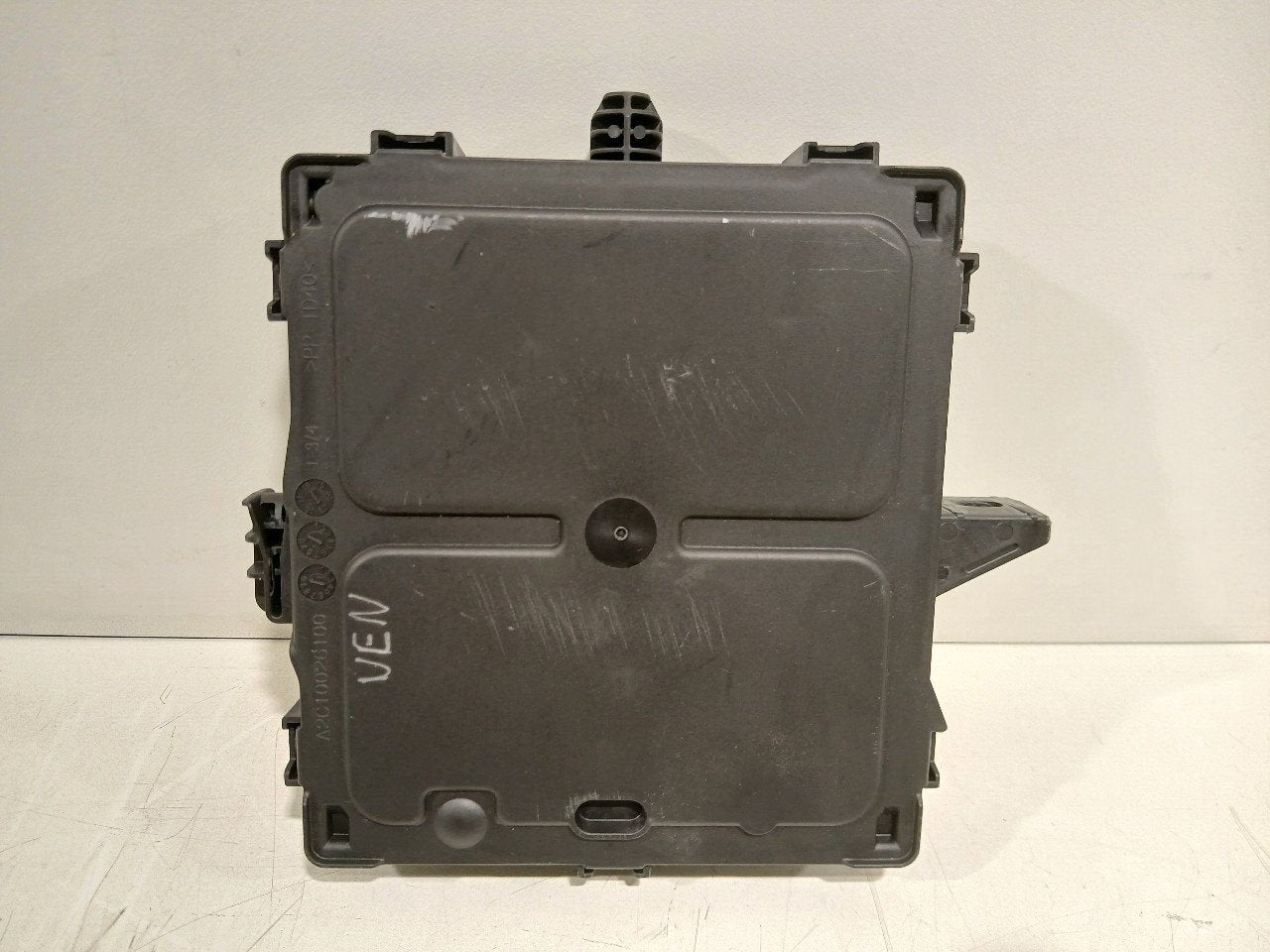 Computer body control Renault Captur, Onderdelen@venauto.nl, Van der Ven Autorecycling B.V., Gebruikt, Ettenseweg 76, 4706 PB Roosendaal, The Netherlands