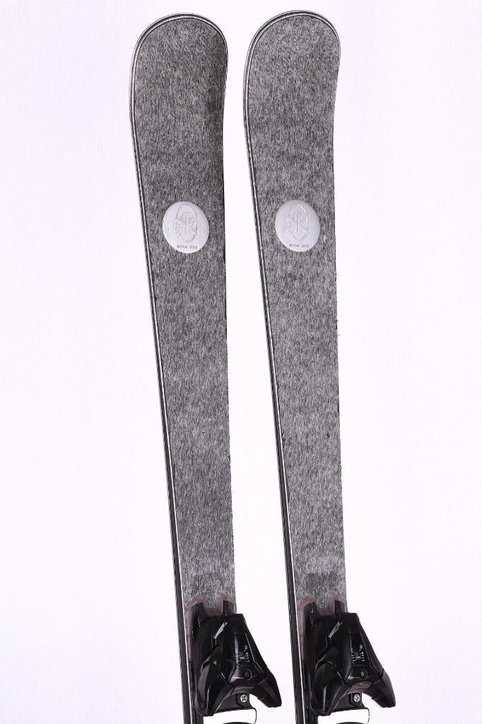 Skis 159 AK SKI SKIN 2024, noir/gris, titane, noyau en bois, Carving, Enlèvement ou Envoi, Skis, Salomon