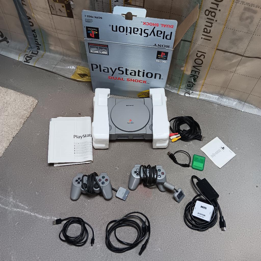 Playstation 1 allerlei, Games en Spelcomputers, Spelcomputers | Sony PlayStation 1, Ophalen, Gebruikt, Met 2 controllers