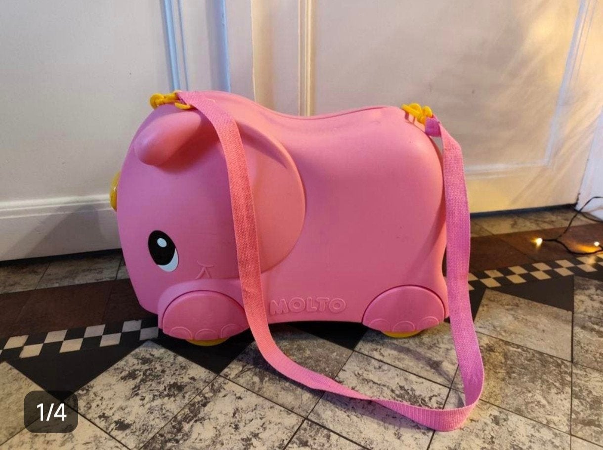 Kinder bagagekoffertje+ nieuwe rugzak
Met wieltjes, leuk om, Ophalen