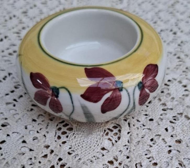 Kandelaartje met bordeau rode bloemetjes voor theelichtje, -, Comme neuf, Autres matériaux, -