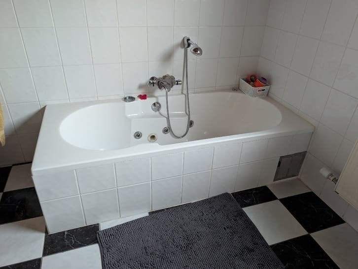 Acryl bad met massagefunctie, Doe-het-zelf en Bouw, Sanitair, Ophalen, Gebruikt, Bad