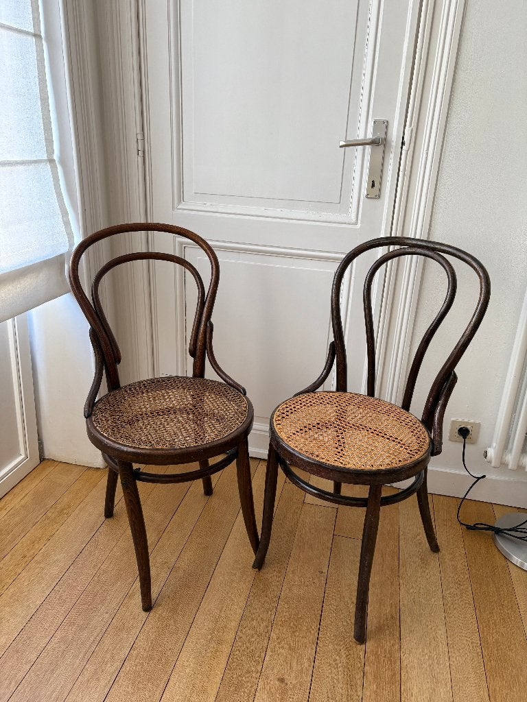 Thonet-stoelen, Huis en Inrichting, Stoelen, Ophalen, Zo goed als nieuw, Bruin, Twee
