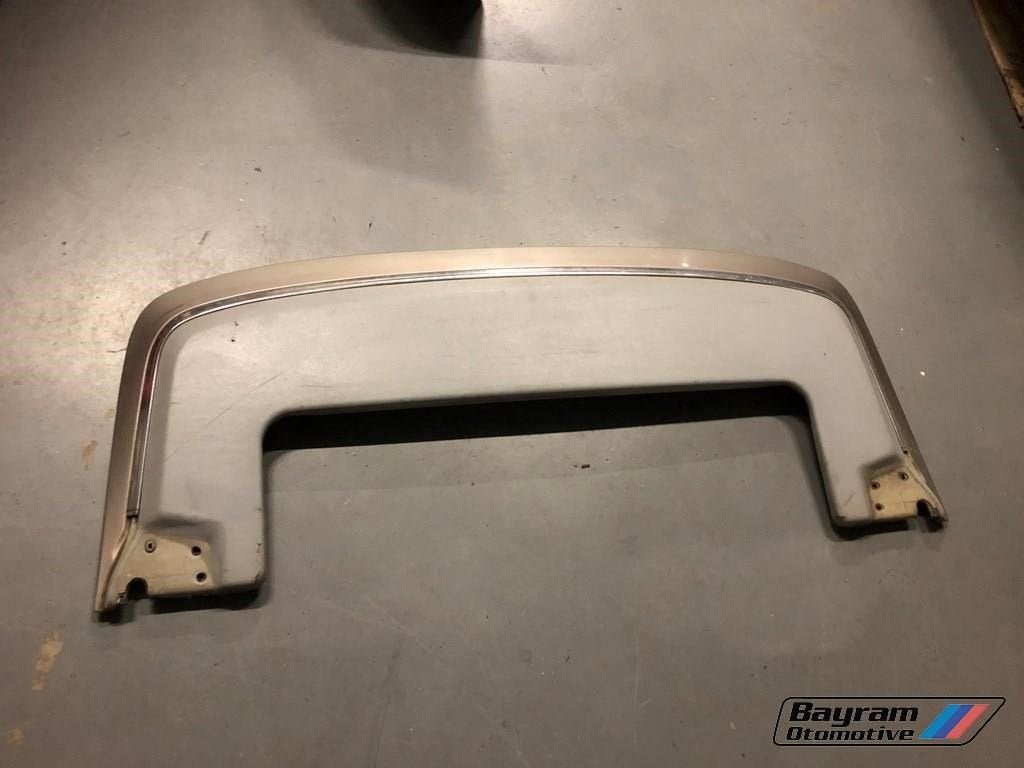 Bmw E30 cabrio afdekplaat achter cabriodak beige 3-serie 325, -, -, Haillon arrière, Enlèvement