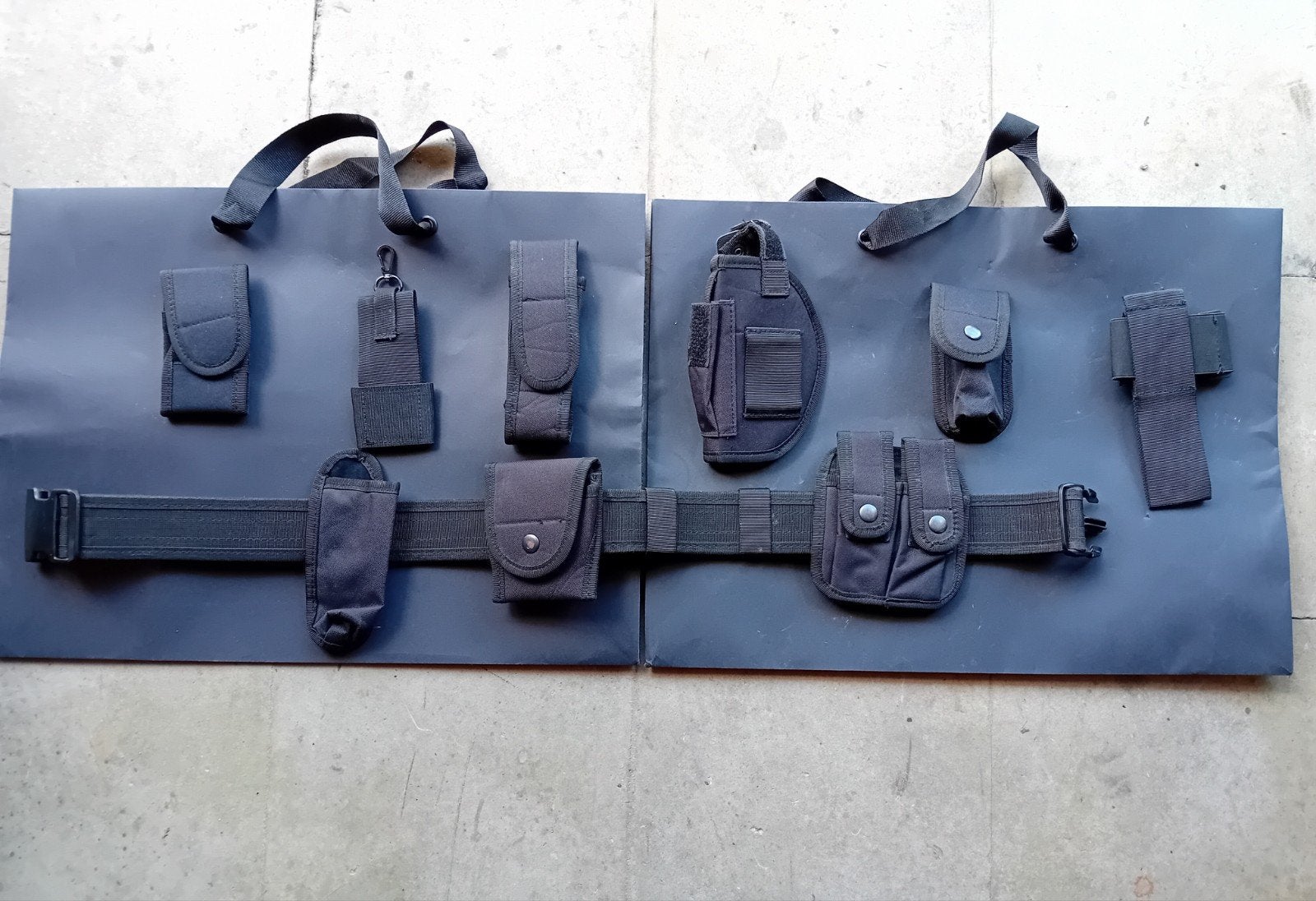 Tactische Koppelriem met Pouches (Security / Airsoft), Ophalen
