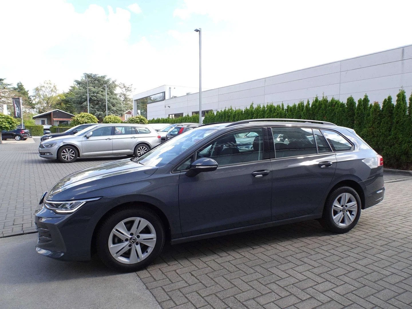 Volkswagen Golf Variant 1.5eTSi DSG,VIRTUAL,TREKHAAK,CARPLAY, Automaat, Stof, Zwart, 4 cilinders