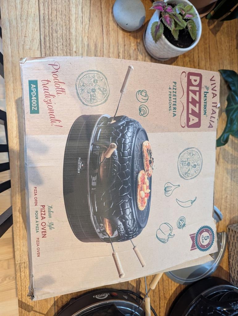 Deux fours pour mini pizzas, Electroménager