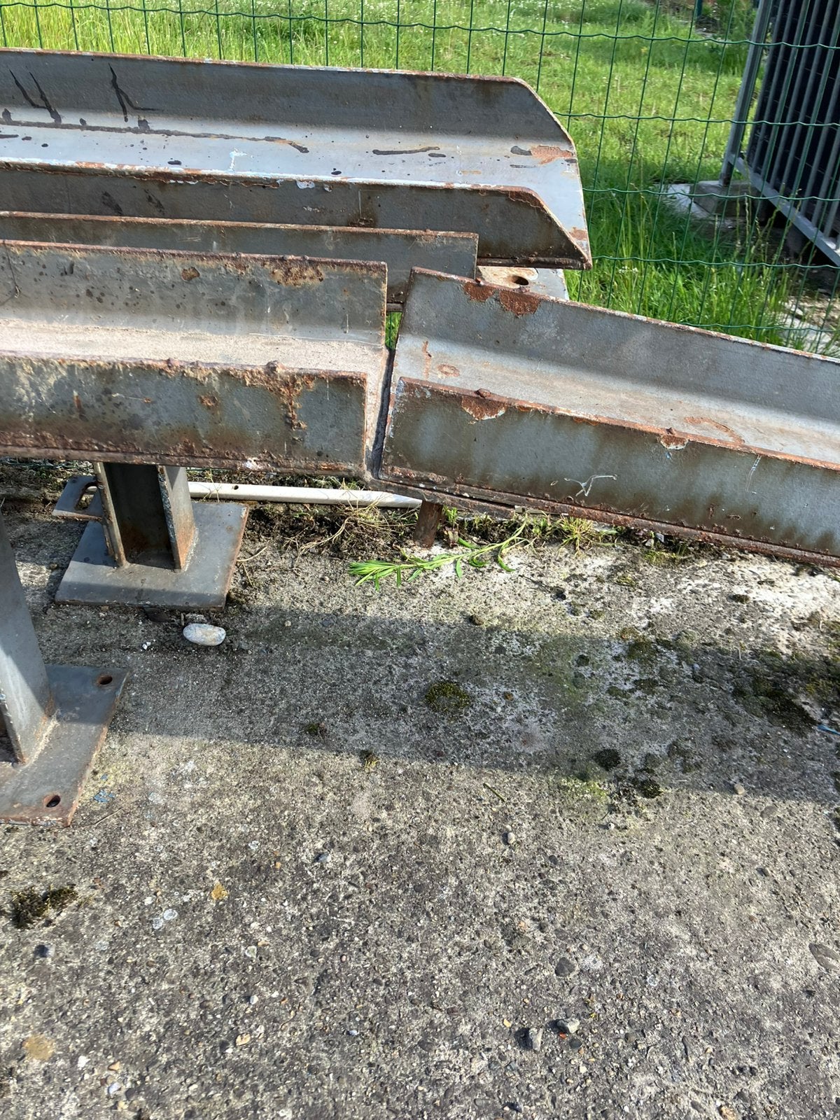 oprijbrug, Ophalen of Verzenden, Zo goed als nieuw, IJzer