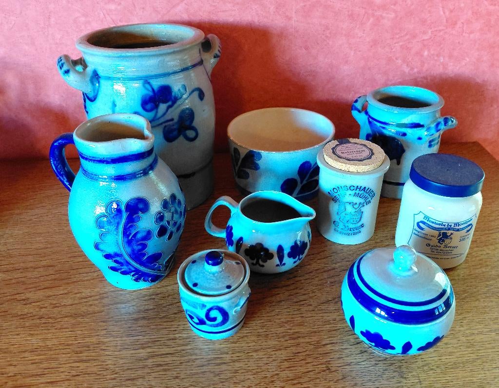 assrtiment blauw aardewerk, Enlèvement