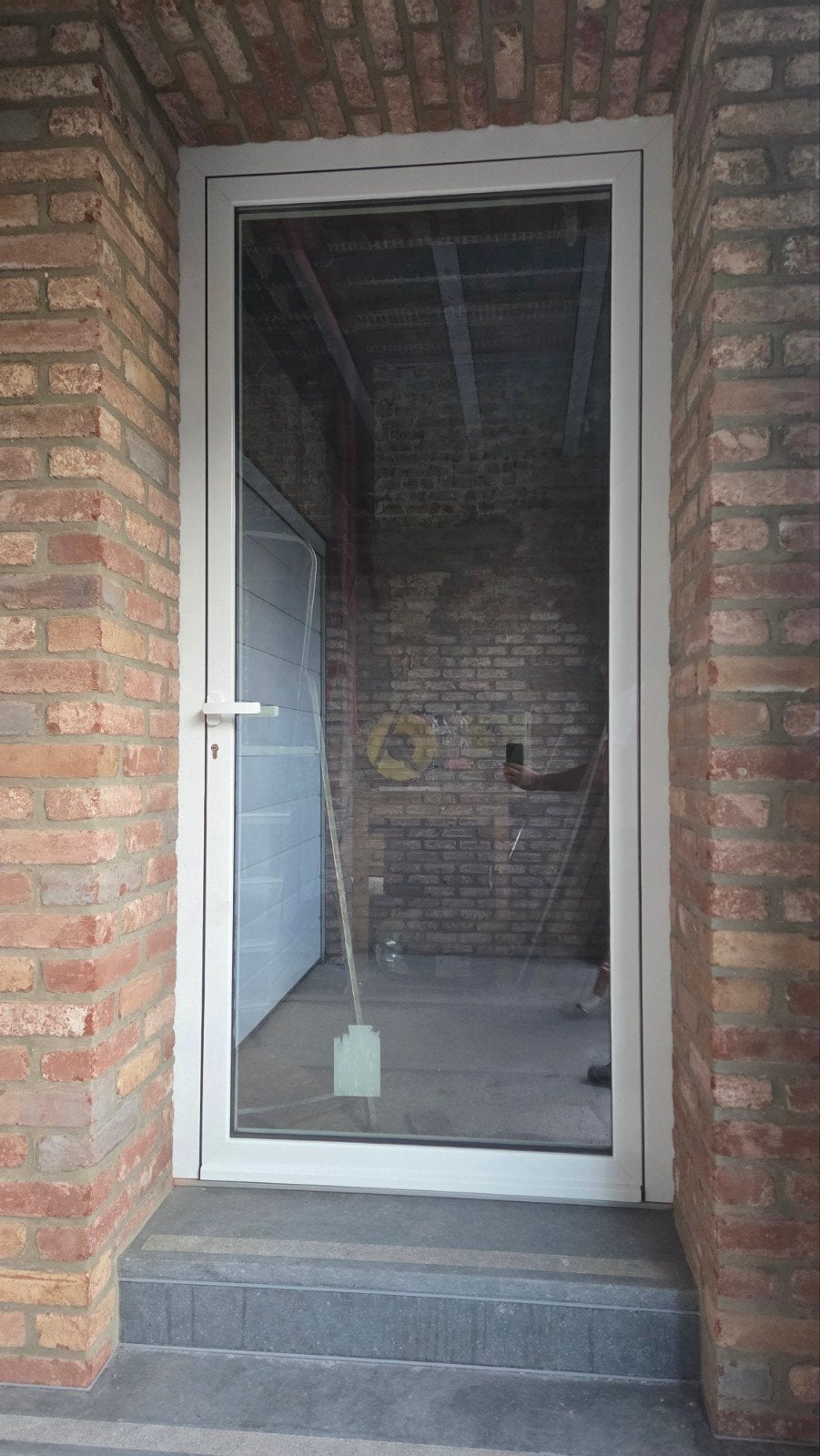 Porte en aluminium, Enlèvement, Aluminium