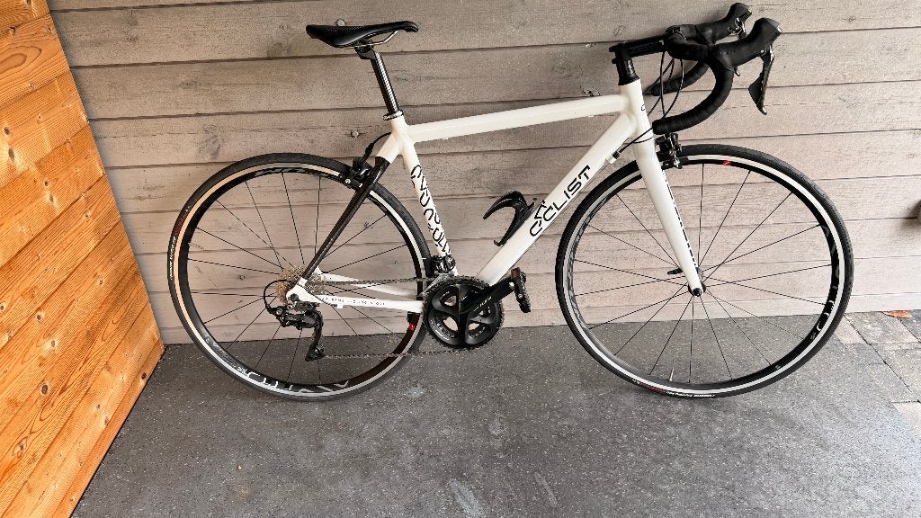 Vélo de route pour femmes, 10 à 15 vitesses, Frein sur jante, Comme neuf, Enlèvement