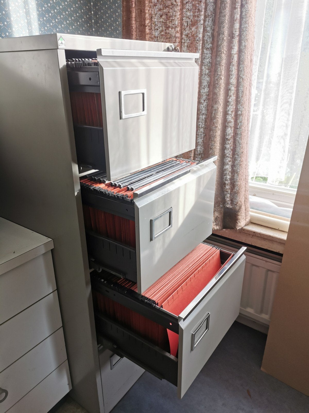 commode avec classeurs, Enlèvement, Utilisé, Métal