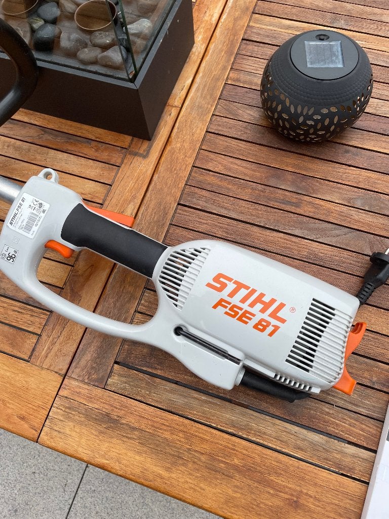 Stilh FSE 81 Elektrische bosmaaier/ kantenmaaier, Jardin & Terrasse, Coupe-bordures, Comme neuf, Électrique, 30 à 50 cm, Enlèvement
