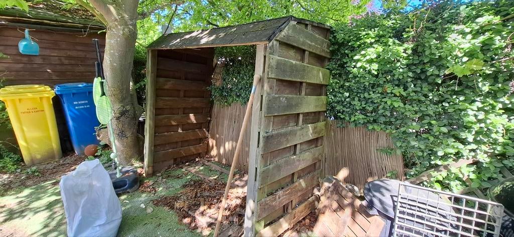 GRATUIT - Abri pour bois en bon état, Enlèvement, Bois