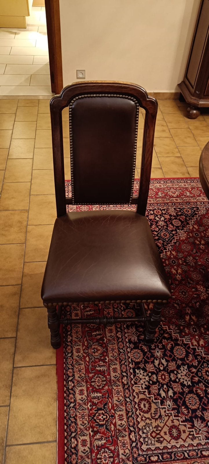 Antieke kasten en eiken eetplaats incl 6 stoelen, Ophalen