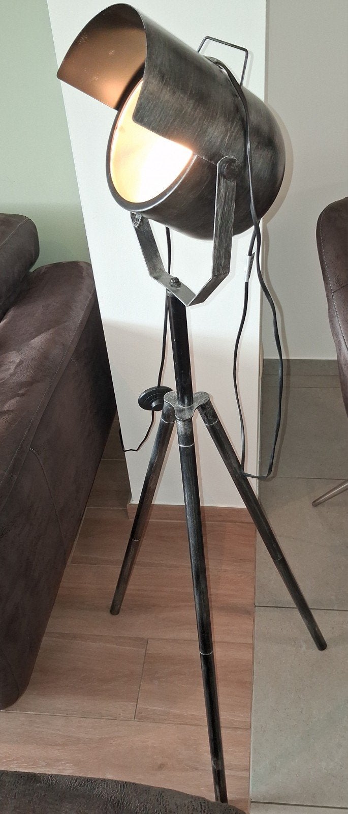 mooie industriële vloerlamp in antracietgrijs, Huis en Inrichting, Ophalen, 100 tot 150 cm, Zo goed als nieuw, Industriële look