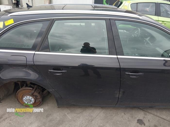 Portière 4portes arrière droite d'un Audi A4 (LZ9Y), -, -, 3 mois de garantie, Audi