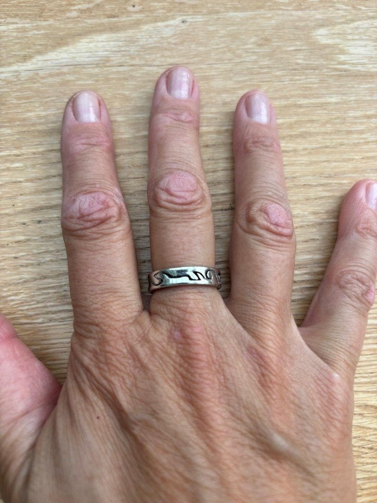 Bague en argent élégante, Bijoux, Sacs & Beauté, Enlèvement ou Envoi, 18 à 19, Femme ou Homme, Utilisé
