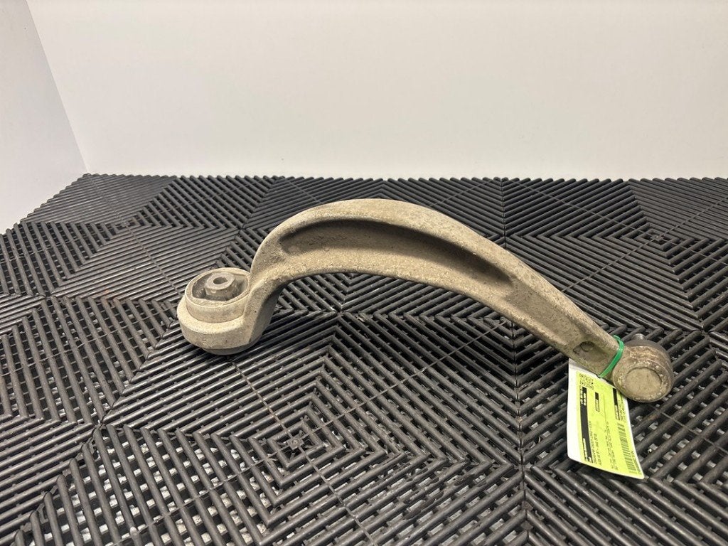 BRAS DE SUSPENSION AVANT GAUCHE INFERIEUR Audi A4 (B8), Autos : Pièces & Accessoires, Auto-Union-Straße  1,
85057  Ingolstadt, DE