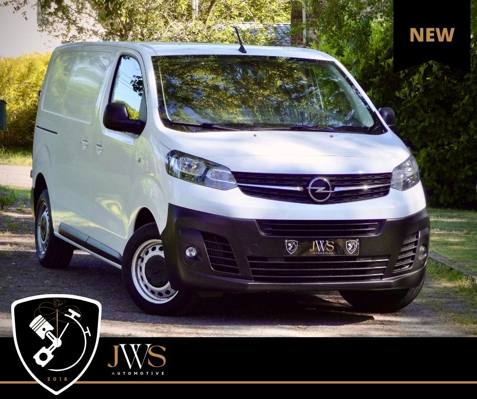 Opel Vivaro L (L2) 2.0D EAT8 ** CARPLAY - CAM - KEYLESS **, Auto's, Opel, Vivaro, 4 cilinders, Leder en Stof, Wit