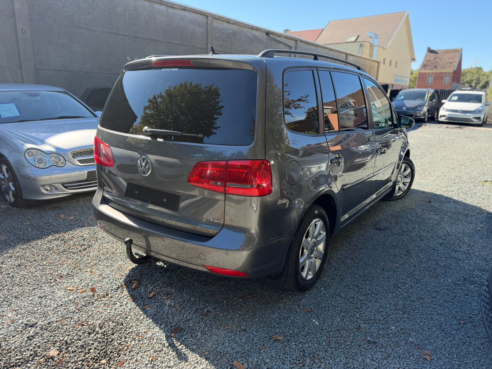 Volkswagen Touran 1.4 TSI DSG 140pk 5 zitplaatsen, Auto's, Automaat, Euro 5, Monovolume, Parkeersensor