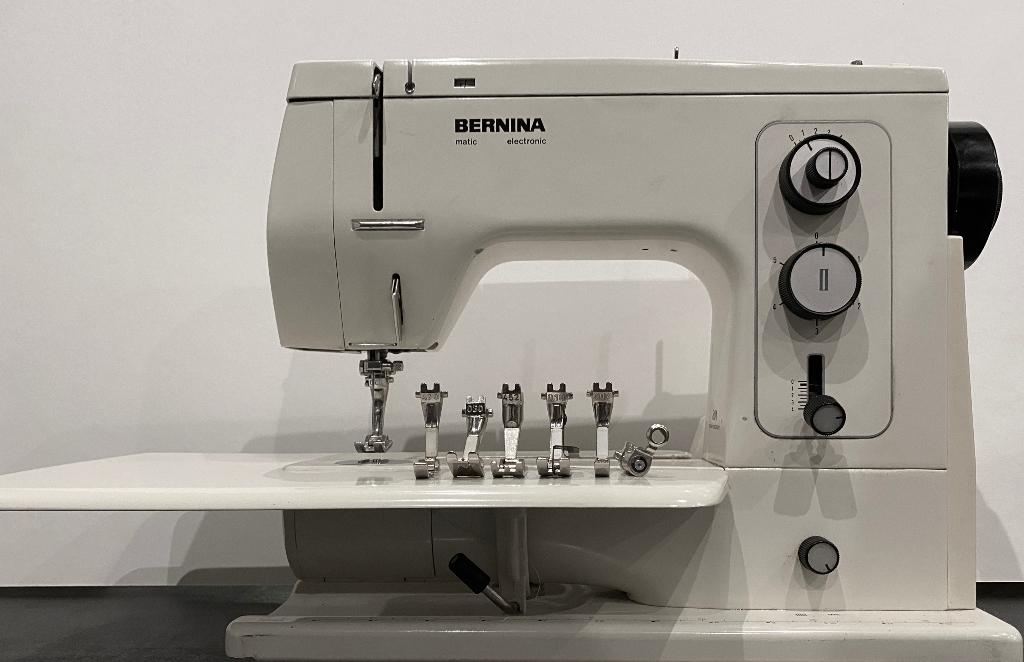 Machine à coudre électronique Bernina 801 matic, Enlèvement, Utilisé, Machine à coudre, Bernina