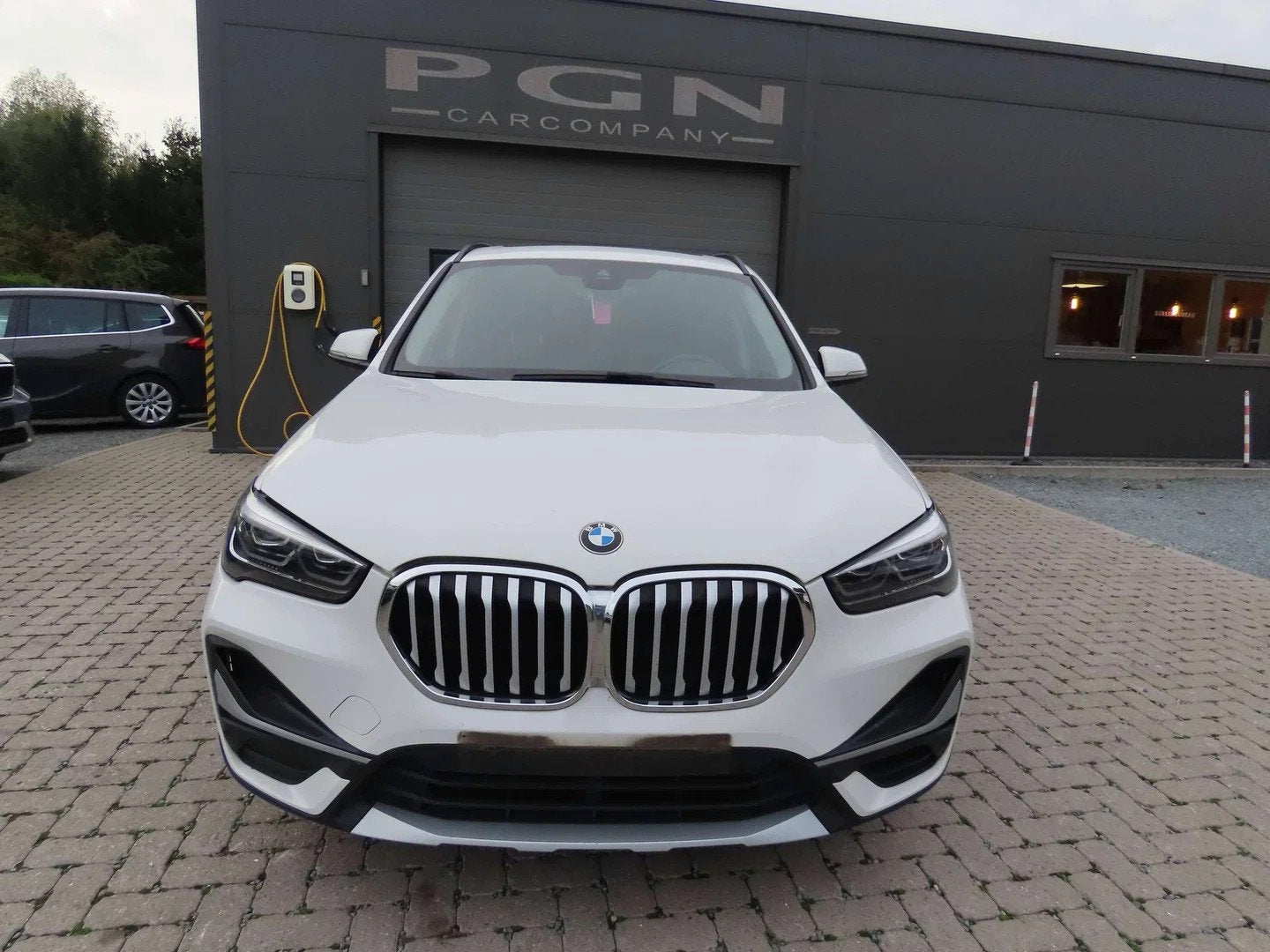 BMW X1 X1 1.5iA sDrive18 OPF (automatique), Autos, Achat, Entreprise, Noir, 5 portes