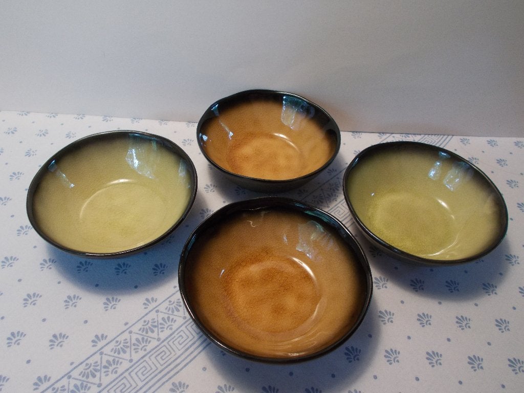 4 apero/dessert Schaaltjes (2xGroen en 2xBruin), Enlèvement, Comme neuf, Céramique, Balance ou Balances