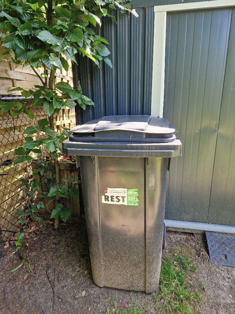 Grijze container 240L, Doe-het-zelf en Bouw, Containers, Ophalen