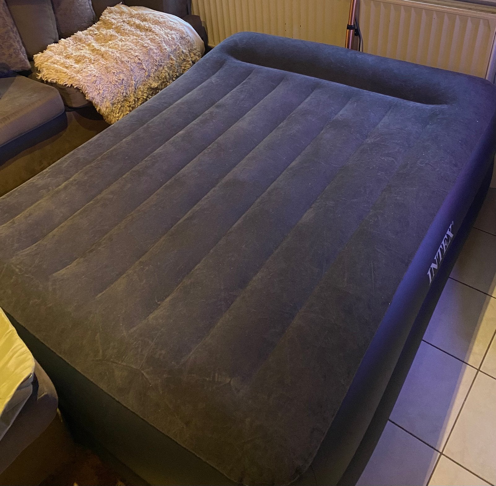 Luchtbed+ opbergzak, Neuf, Queen size, 140 cm, Enlèvement