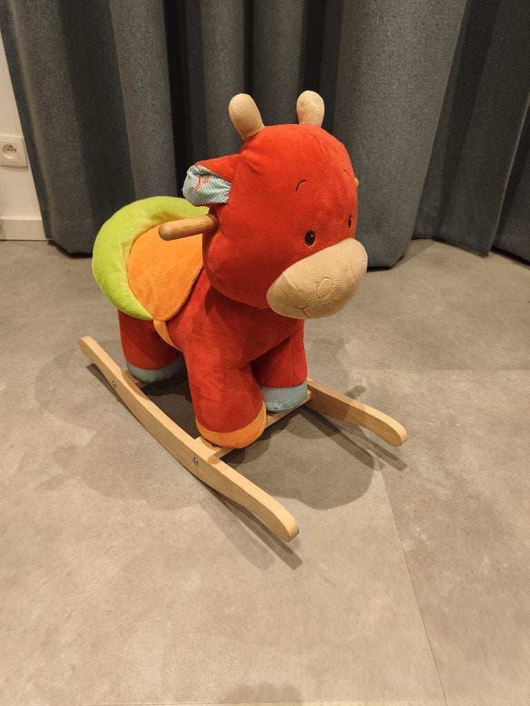 Minimi Toys Schommelkoe Pom – Hobbeldier met geluid, Kinderen en Baby's, Ophalen, Zo goed als nieuw, Overige typen, Met geluid